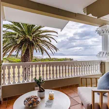 Grand Lux Boutique Manor-2